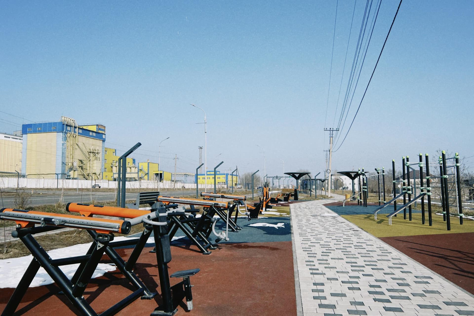 Outdoor fitness park